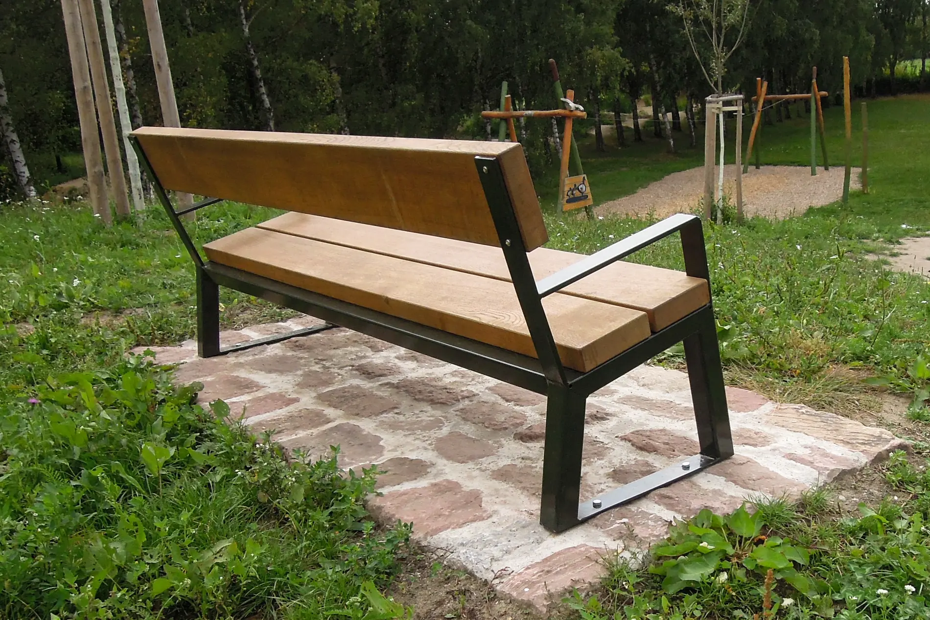 Bank Loungebank
