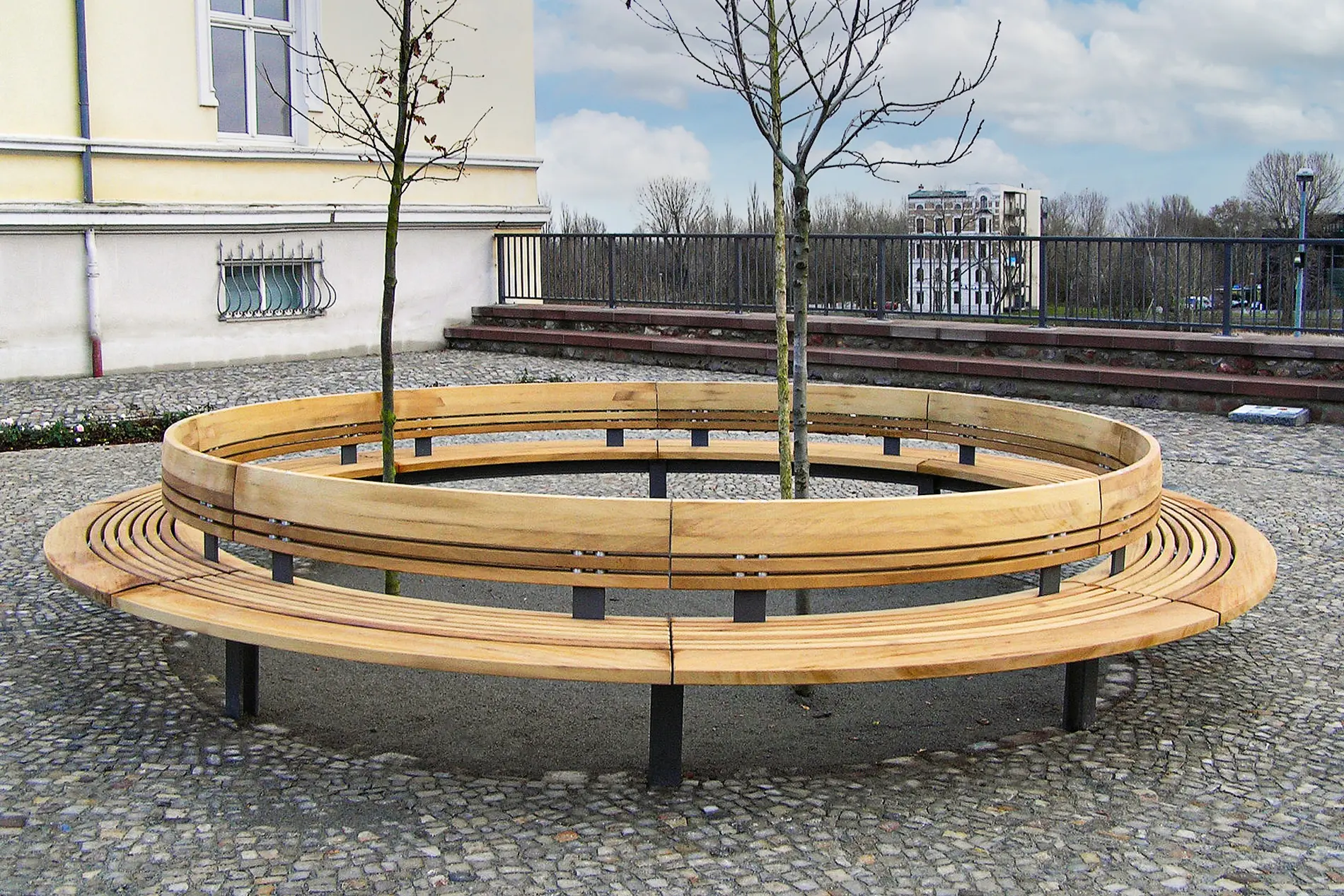 Bank Wiesbaden