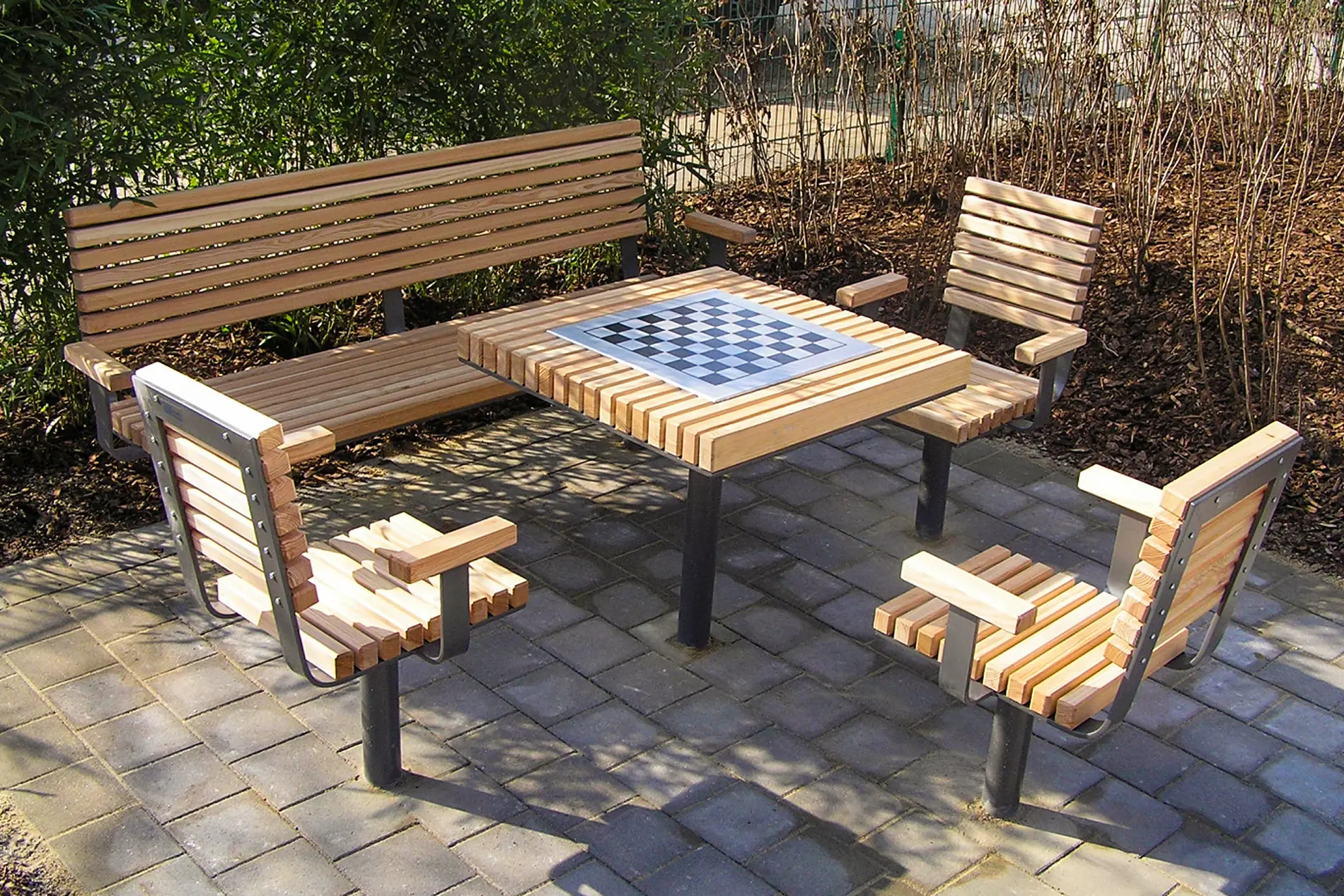 Sitzgruppe Spieltisch