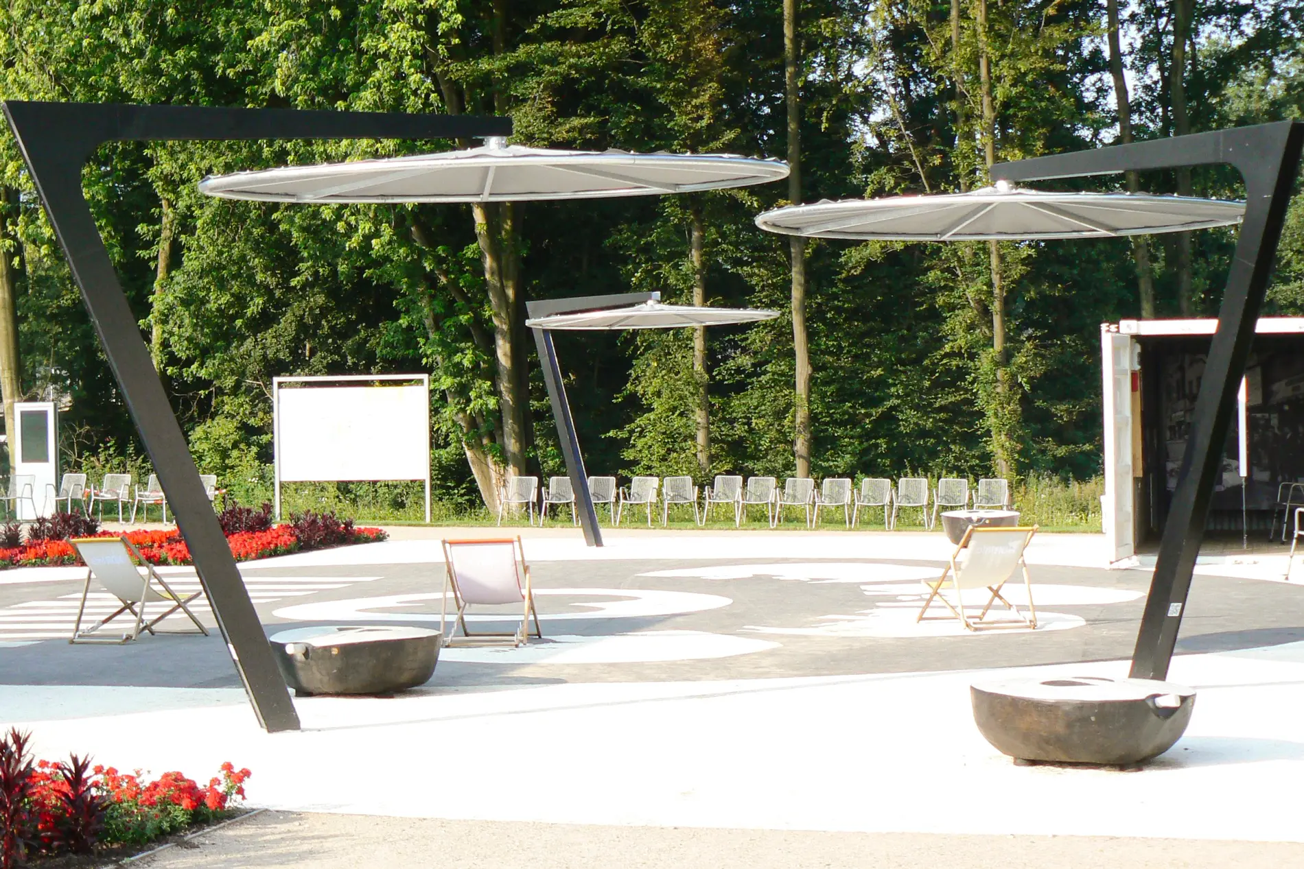 Sonnenschirm Plattenarm